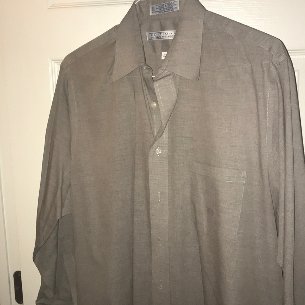 Van Heusen dress shirt